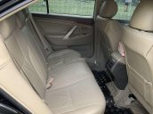 Cần bán lại Toyota Camry 2011, màu đen, chính chủ, giá tốt