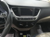 Cần bán Hyundai Accent sản xuất 2019, màu trắng giá cạnh tranh