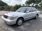 Bán xe Toyota Crown sản xuất năm 1995, màu bạc, nhập khẩu  