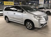 Bán Toyota Innova 2.0E màu bạc, số sàn, sản xuất 2016, xe đẹp giữ kỹ