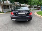 Bán xe Mercedes E200 màu đen, nội thất nâu model 2017. Trả trước 600 triệu nhận xe ngay