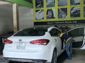 Chính chủ bán Kia Cerato 2016, màu trắng, xe nhập  