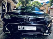 Cần bán Toyota Camry 2.0E sản xuất 2016, giá chỉ 815 triệu