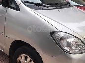 Bán xe Toyota Innova G đời 2011, màu bạc chính chủ, giá chỉ 380 triệu