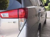 Bán ô tô Toyota Innova sản xuất năm 2017, màu bạc, xe nhập 