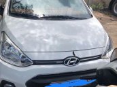 Cần bán Hyundai Grand i10 sản xuất năm 2016, màu trắng, nhập khẩu  