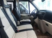 Cần bán Ford Transit năm 2019, màu đỏ giá cạnh tranh