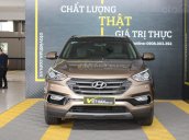 Bán Hyundai Santa Fe 2.2AT 4WD đời 2017, màu nâu