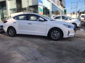 Xe Hyundai Elantra, màu trắng chạy kinh doanh lý tưởng+ xe giao ngay + Trả trước chỉ 15%