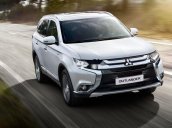 Bán Mitsubishi Outlander sản xuất năm 2019, màu trắng, giá tốt