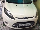 Bán Ford Fiesta đời 2011, màu trắng chính chủ, giá 330tr