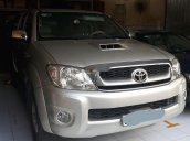 Cần bán Toyota Hilux đời 2009, màu bạc, nhập khẩu  