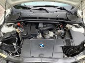 Bán BMW 3 Series 320i 2009, màu trắng, nhập khẩu