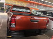 Tưng bừng giảm giá cuối năm chiếc xe Toyota Hilux đời 2019 - Xe có sẵn, giao nhanh toàn quốc