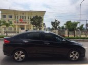 Cần bán gấp Honda City sản xuất 2015 còn mới