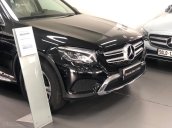 Mercedes-Benz GLC200 2019, chỉ 25km, xe chính hãng, đóng 2% thuế