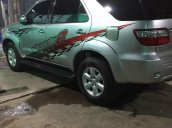 Bán Fortuner 2009 máy xăng, giá 530tr