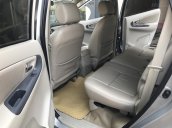 Bán xe Toyota Innova 2.0E đời 2016, màu bạc, giá 568tr