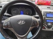 Bán Hyundai i30 CW 1.6 AT năm 2009, màu đen, nhập khẩu