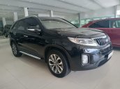 Bán Kia Sorento sản xuất 2017, màu đen, giá chỉ 820 triệu