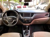 Bán gấp Hyundai Accent 1.4AT SX 2018, Odo 2.2v, biển TP