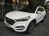 Bán Hyundai Tucson đời 2017, màu trắng, xe nhập