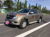 Bán Mazda BT 50 đời 2015, màu vàng, nhập khẩu, đi gia đình còn mới