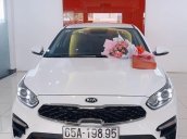 Cần bán xe Kia Cerato đời 2019, nhập khẩu 