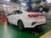 Cần bán xe Kia Cerato đời 2019, nhập khẩu 