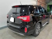 Cần bán lại Kia Sorento đời 2017, màu đen, nhập khẩu