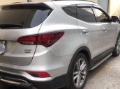 Cần bán xe Hyundai Santa Fe 2017, màu bạc chính chủ