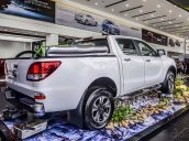 Bán Mazda BT 50 Deluxe năm 2019, màu trắng, xe nhập