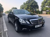 Bán xe Mercedes E250 năm 2009, màu đen, xe đẹp xuất sắc