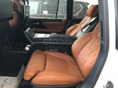 Lexus LX570 Autobiography MBS 4 ghế massage màu trắng, nội thất nâu da bò, model 2020 mới nhất