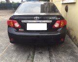 Bán ô tô Toyota Corolla Altis 2.0V sản xuất năm 2010, màu đen chính chủ gia đình đi rất ít