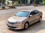 Bán Toyota Camry 2.0E mới cứng 98%