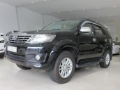 Cần bán xe Toyota Fortuner 2.5G MT sx 2012, màu đen, ghế da, biển SG, giá TL