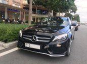 Bán Mercedes Benz C300 AMG, 2016, màu đen, đi 24.500km