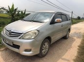 Cần bán Toyota Innova 2009, màu bạc, 360tr