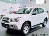 Bán Isuzu mu-X B7 số sàn màu trắng 2019