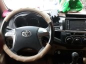 Bán xe Toyota Fortuner đời 2016, màu bạc số sàn