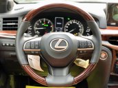 Cần bán xe Lexus LX 570 MBS 04 chỗ sản xuất năm 2019, màu đen, xe nhập Dubai, hỗ trợ ngân hàng 8 tỷ. LH 0914.868.198