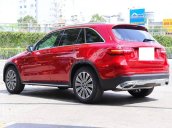 Mercedes GLC 250 4Matic màu đỏ, sản xuất và đăng ký 10/2019, tên tư nhân