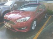 Ford Focus đời 2018, màu đỏ, hỗ trợ vay 70%, bảo hành chính hãng