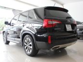 Bán xe Kia Sorento DATH 2.2AT SX 2017, máy dầu, màu đen, xe đẹp, giá TL