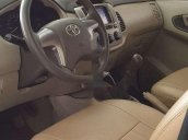 Cần bán xe Toyota Innova E đời 2014, giá 520tr