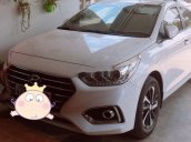 Cần bán lại xe Hyundai Accent 1.4 đời 2015, màu trắng xe gia đình, giá tốt