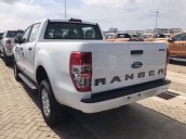 Cần bán xe Ford Ranger XLS 4x4 6AT năm 2019, màu trắng, nhập khẩu 