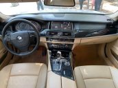 Cần bán BMW 5 Series 520i sản xuất năm 2012, màu trắng, xe nhập