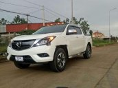 Bán Mazda BT 50 đời 2017, màu trắng, nhập khẩu nguyên chiếc